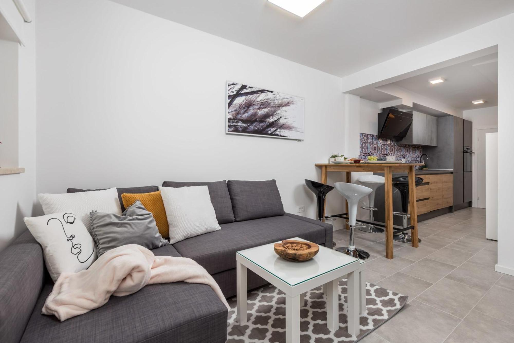 Apartament Charming Bako