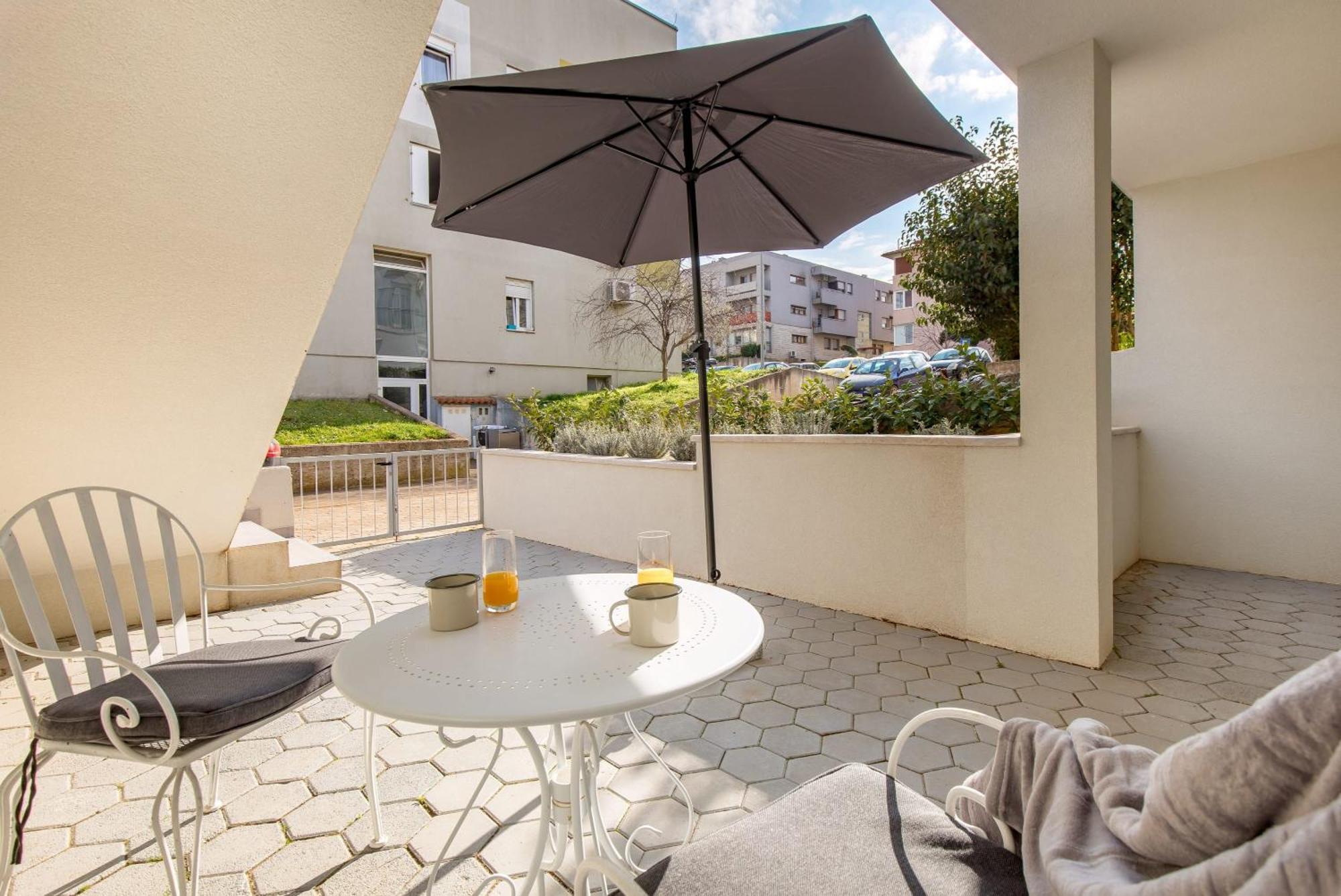 Charming Bako Apartament *